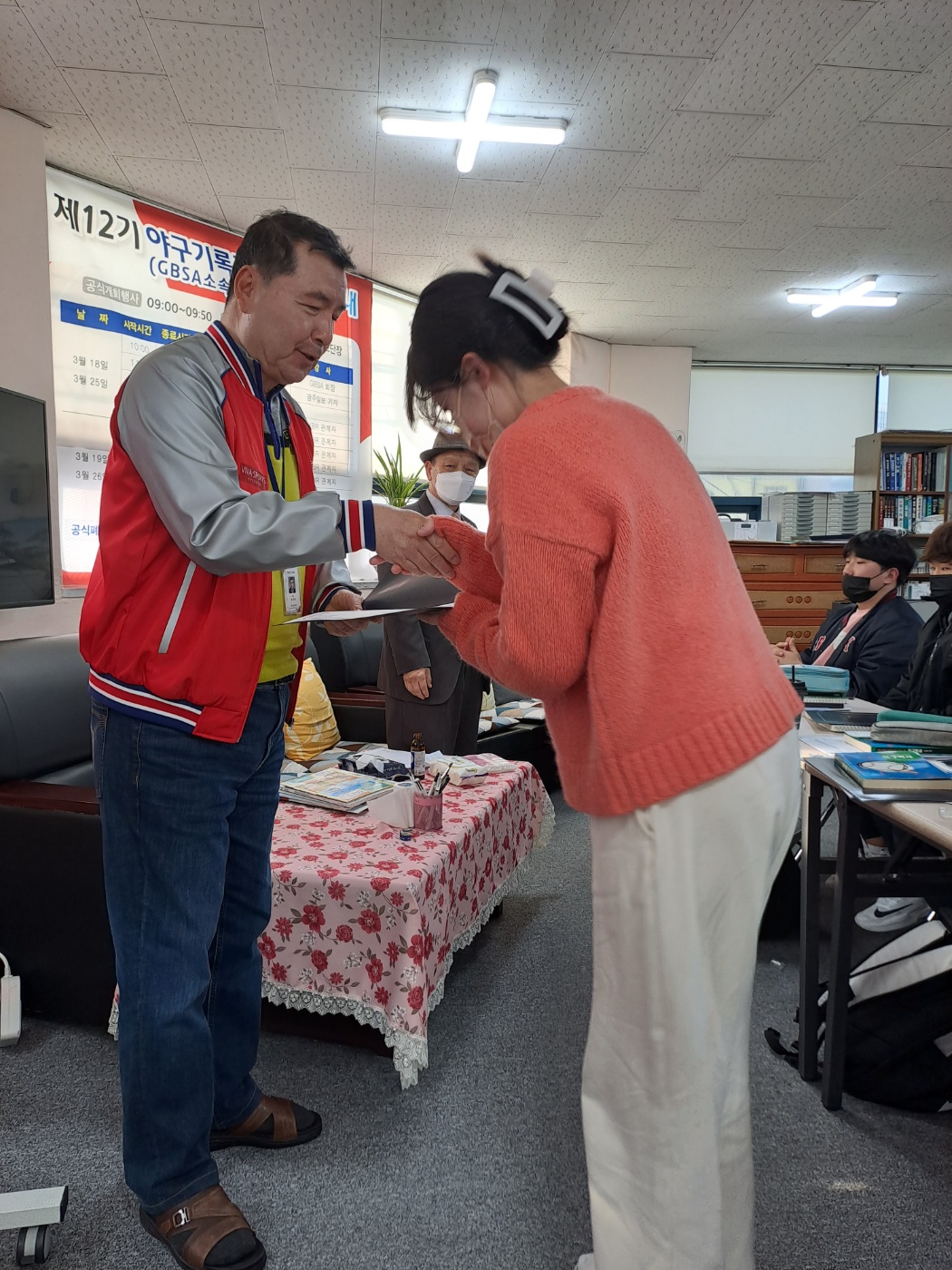 http://www.vivanews.co.kr/bs/userimg/fileu/1679872414_1679870981386.jpg