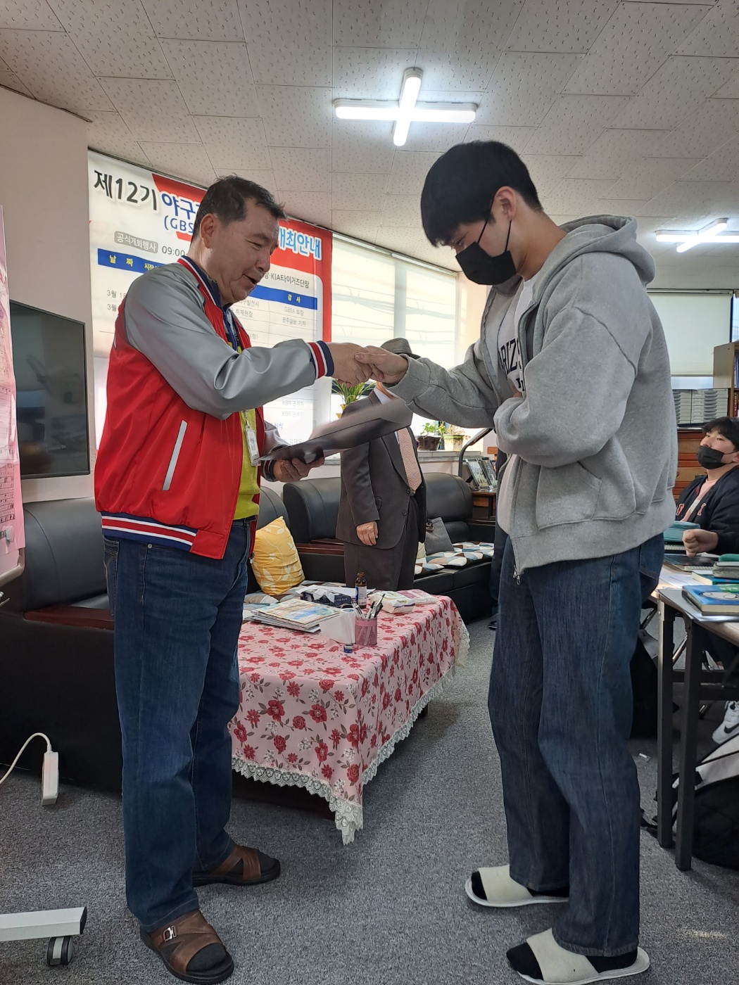 http://www.vivanews.co.kr/bs/userimg/fileu/1679872544_1679828064257.jpg