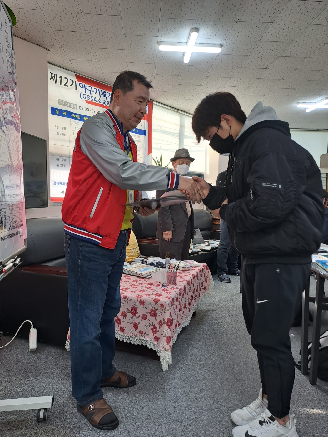 http://www.vivanews.co.kr/bs/userimg/fileu/1679872546_1679828065115.jpg