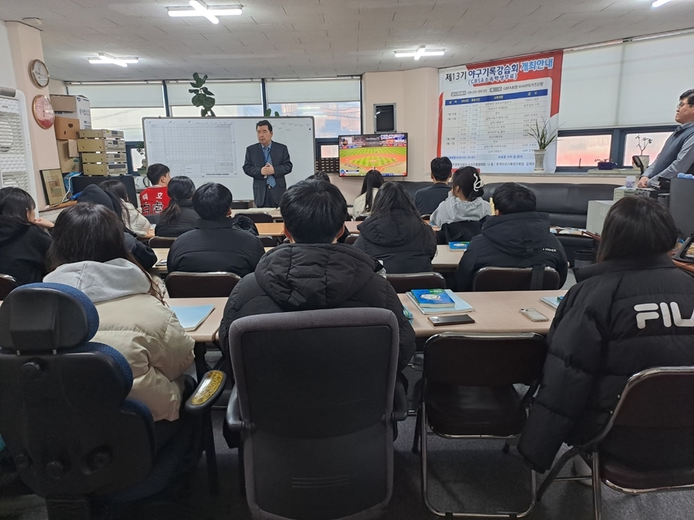 http://www.vivanews.co.kr/bs/userimg/fileu/1710721969_야구기록회2.jpg