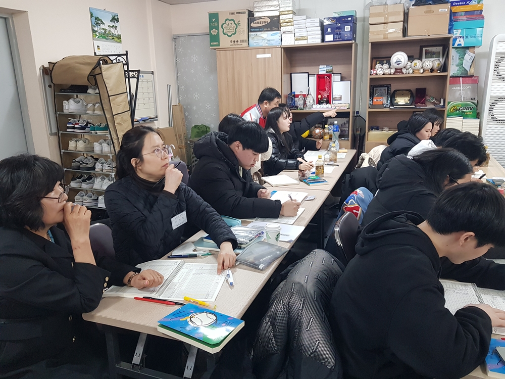 http://www.vivanews.co.kr/bs/userimg/fileu/1710721970_야구기록회6.jpg