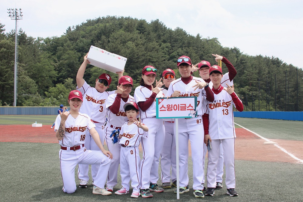http://www.vivanews.co.kr/bs/userimg/fileu/1720754048_스윙이글스.jpg