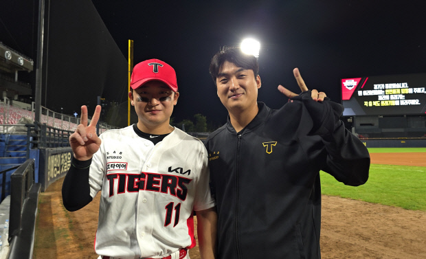 http://www.vivanews.co.kr/bs/userimg/fileu/1727187162_김도현-윤도현01.jpg