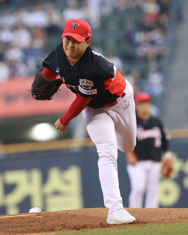 http://www.vivanews.co.kr/bs/userimg/fileu/1751202528_윤영철61.jpg